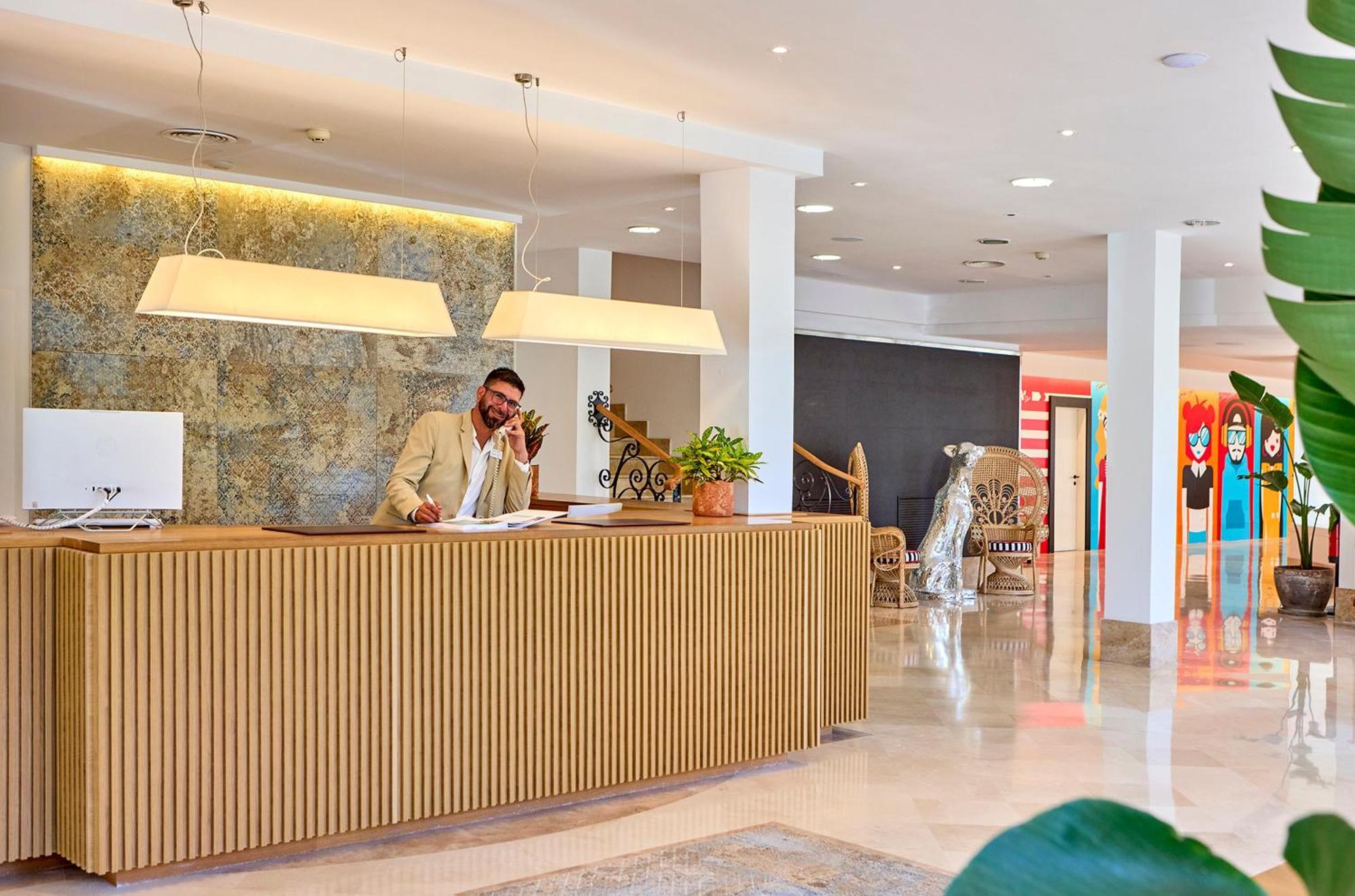 Universal Hotel Neptuno (Adults Only) Playa de Palma (Mallorca) Exterior foto